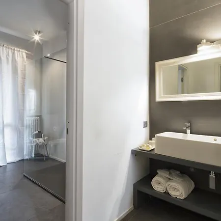 Suite Vogue Visconti Voghera Exterior photo
